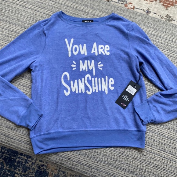 Wildfox Tops - Wildfox U R my sunshine graphic pullover s